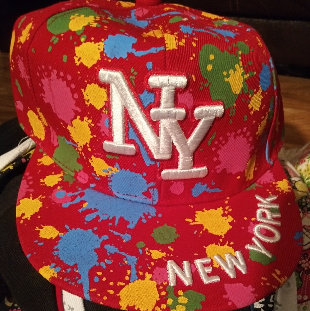 Snapback caps